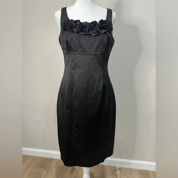 LIKE NEW WHITE HOUSE BLACK MARKET formal dress - Picture 1 of 7
